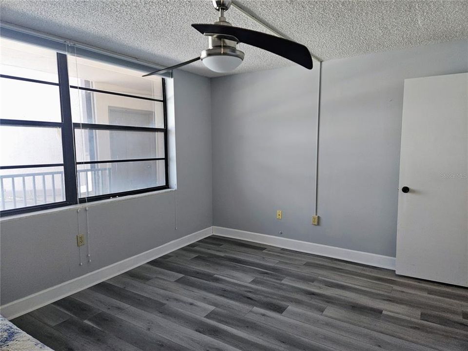 For Rent: $2,400 (2 beds, 2 baths, 1235 Square Feet)