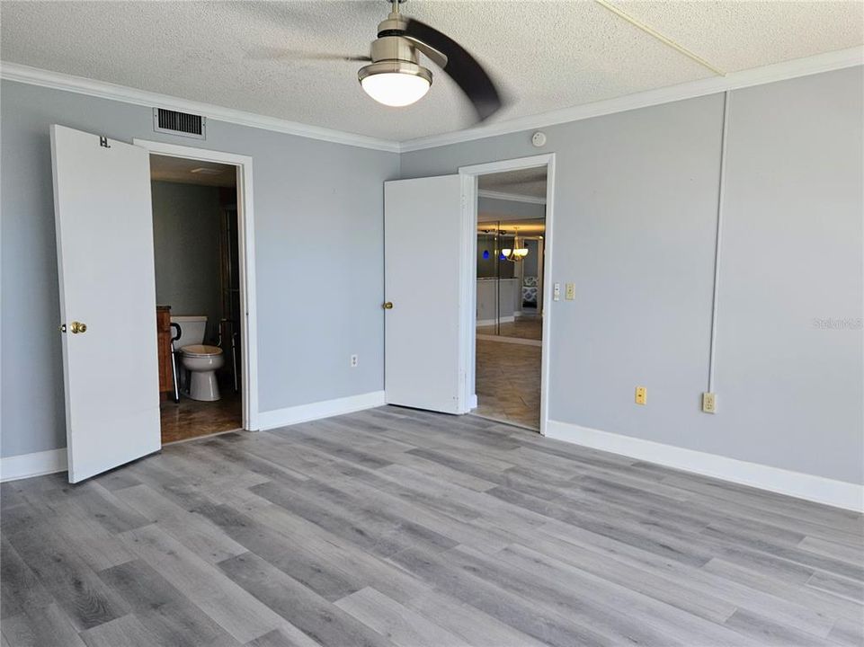 For Rent: $2,400 (2 beds, 2 baths, 1235 Square Feet)