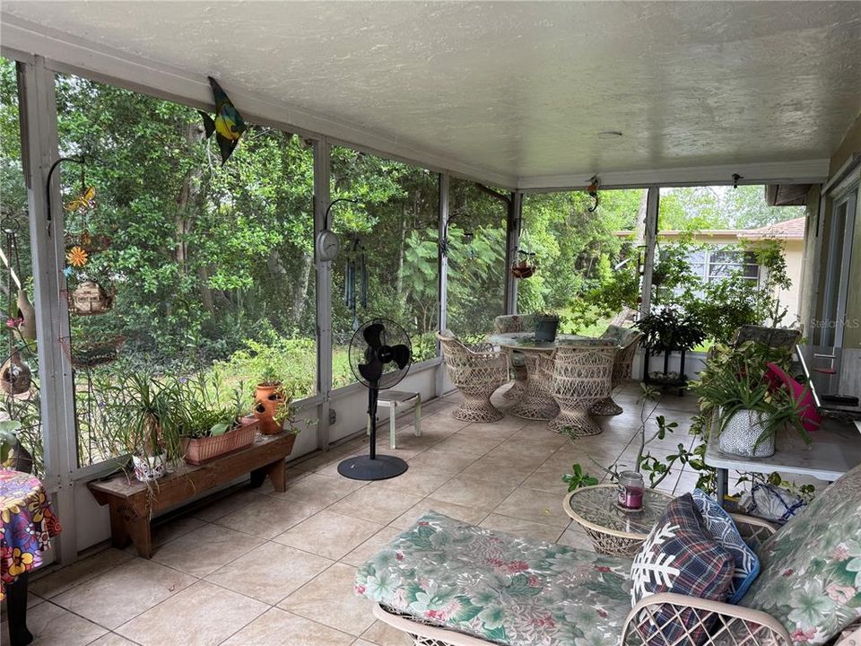 En Venta: $260,000 (3 camas, 2 baños, 1274 Pies cuadrados)