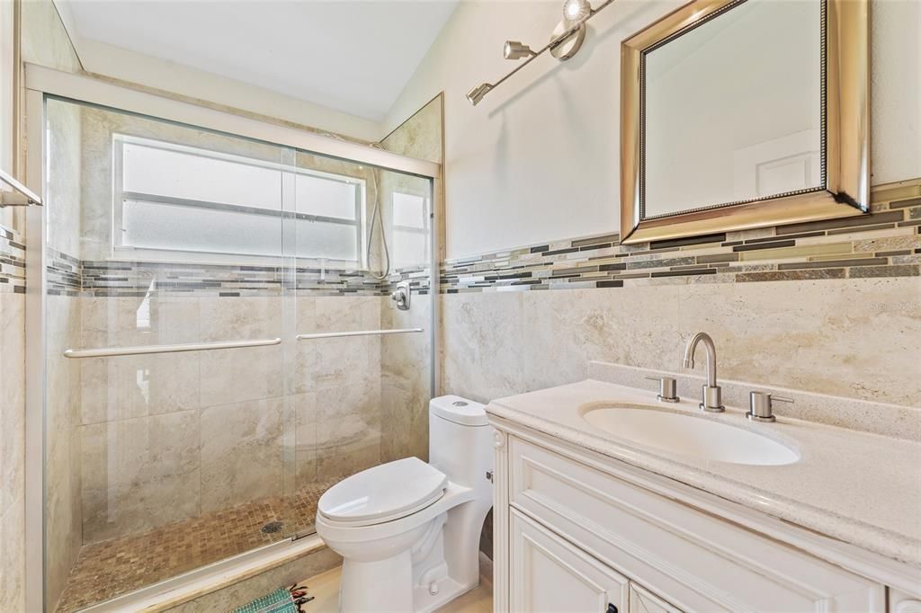 В аренду: $3,300 (6 спален, 3 ванн, 2169 Квадратных фут)