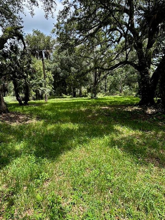 For Sale: $205,000 (3 beds, 2 baths, 800 Square Feet)