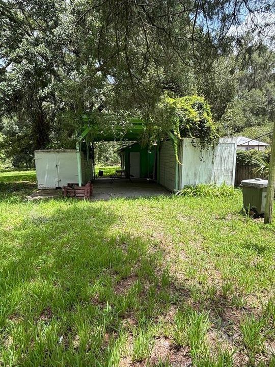 For Sale: $205,000 (3 beds, 2 baths, 800 Square Feet)