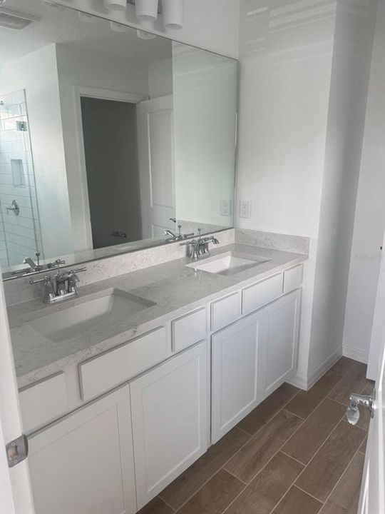 В аренду: $2,600 (3 спален, 2 ванн, 1652 Квадратных фут)