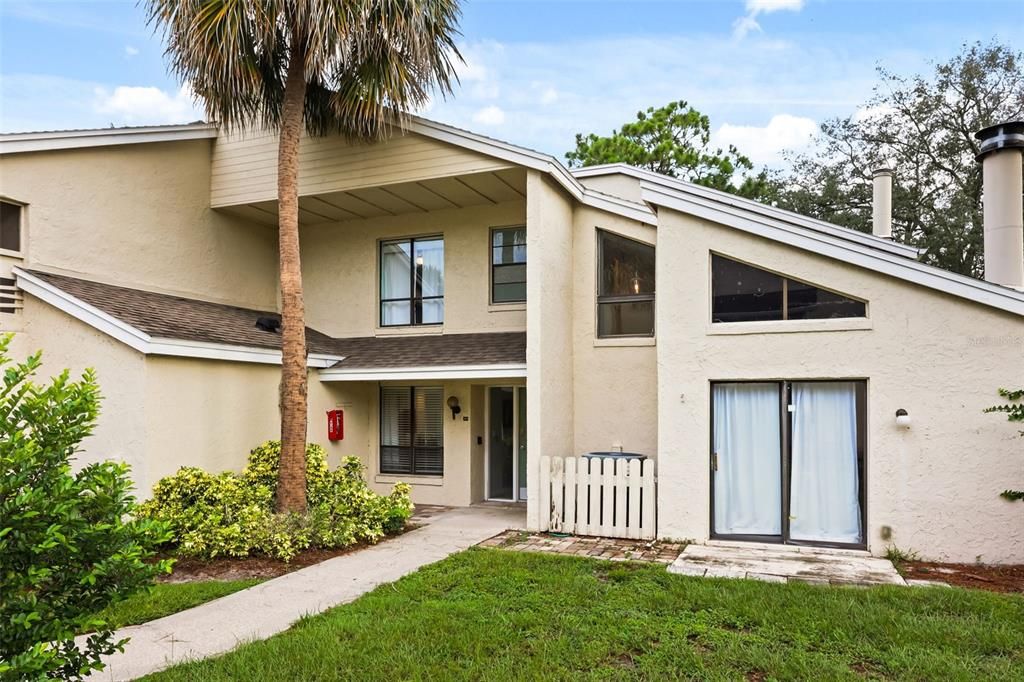 For Sale: $215,000 (3 beds, 2 baths, 1481 Square Feet)