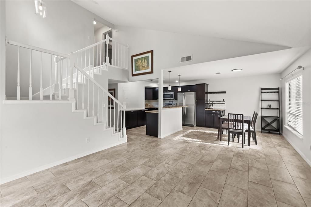 For Sale: $215,000 (3 beds, 2 baths, 1481 Square Feet)