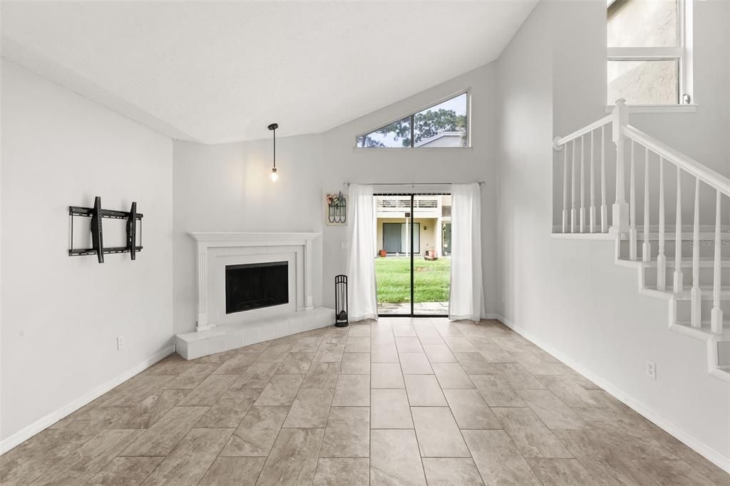 For Sale: $215,000 (3 beds, 2 baths, 1481 Square Feet)