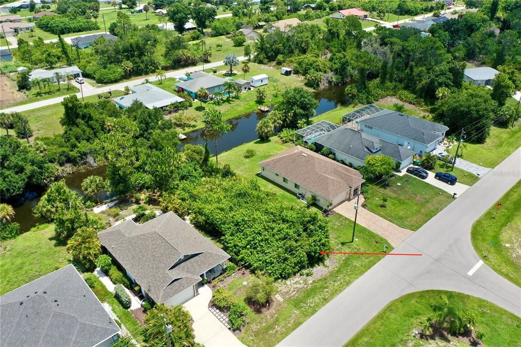 待售: $26,900 (0.17 acres)