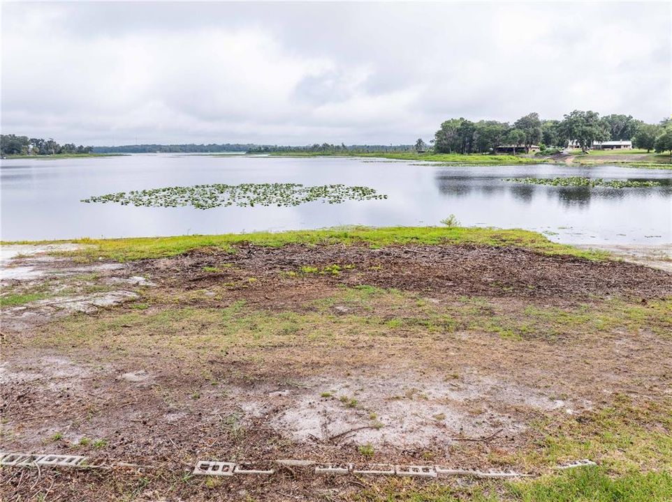 На продажу: $105,000 (1.00 acres)
