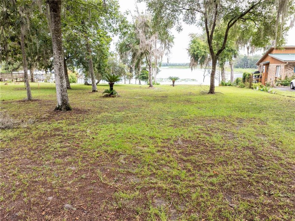 На продажу: $105,000 (1.00 acres)