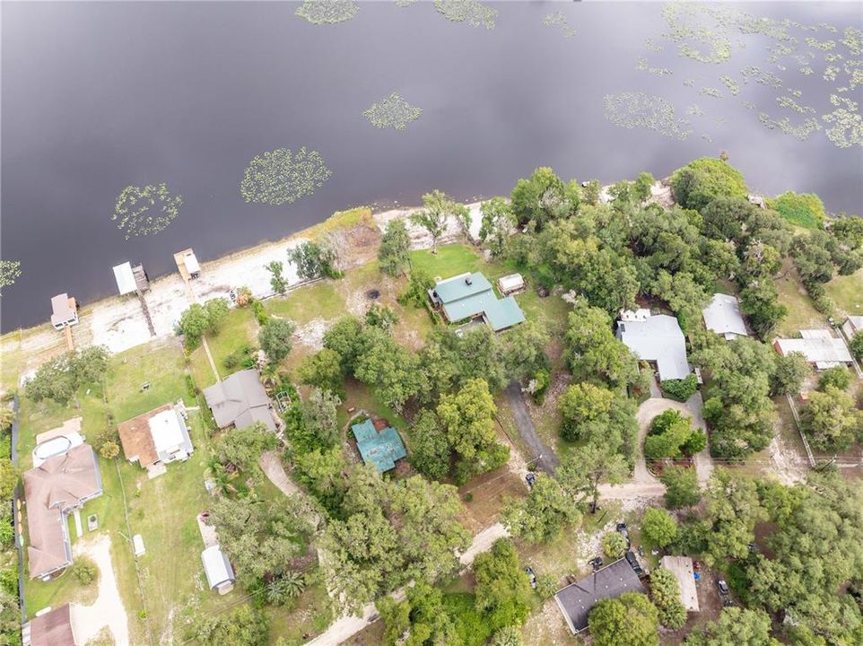На продажу: $105,000 (1.00 acres)