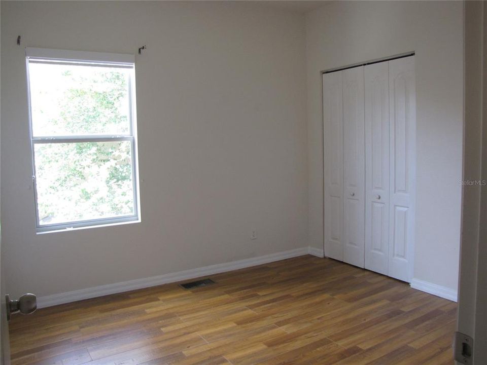 For Rent: $1,950 (3 beds, 2 baths, 1588 Square Feet)