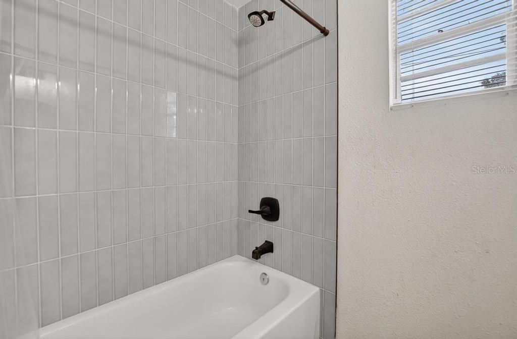 En Venta: $312,000 (3 camas, 2 baños, 1877 Pies cuadrados)