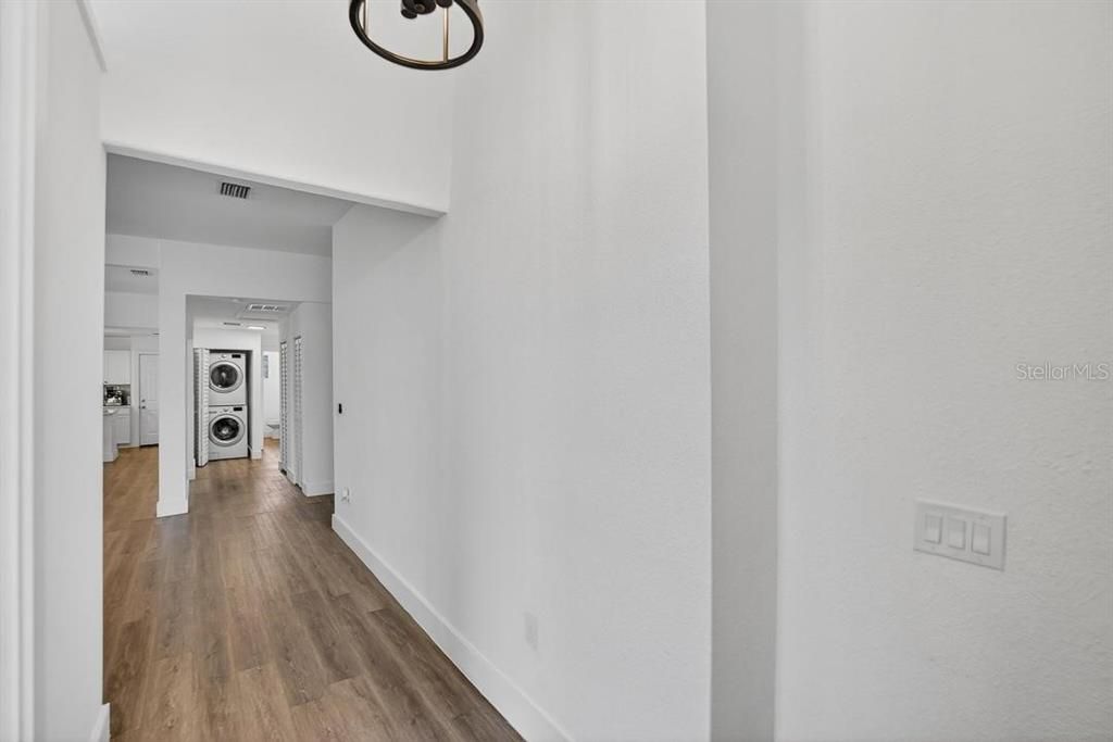 En Venta: $312,000 (3 camas, 2 baños, 1877 Pies cuadrados)