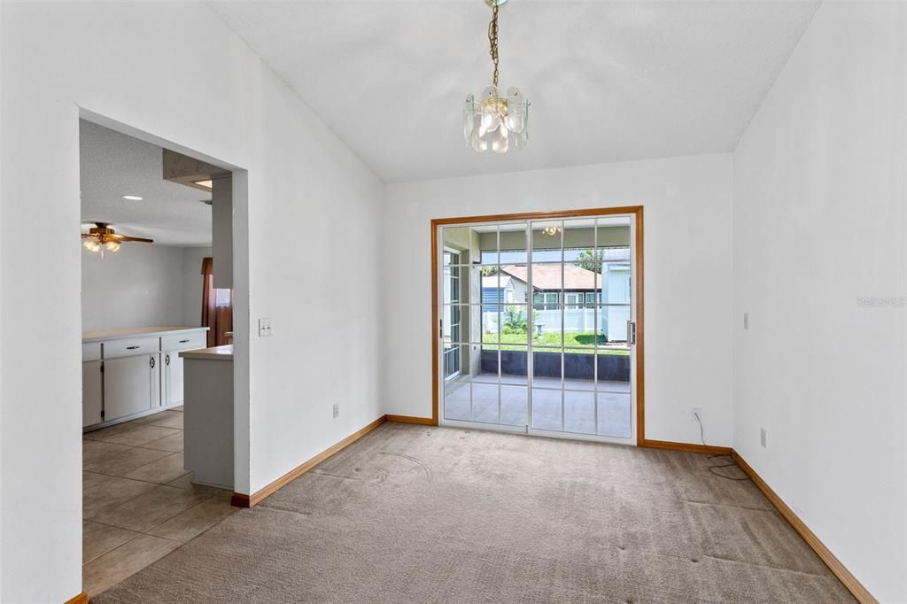 На продажу: $339,900 (3 спален, 2 ванн, 1875 Квадратных фут)