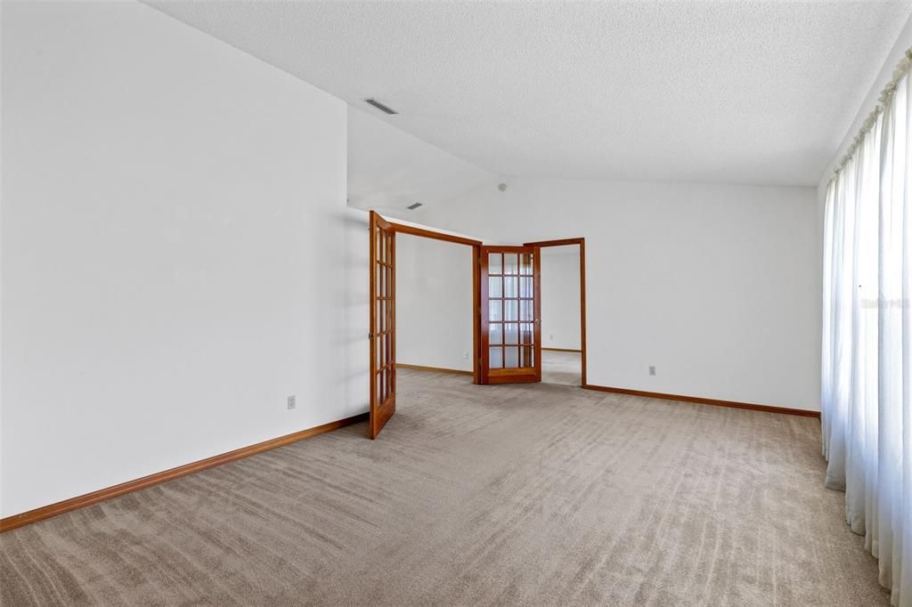 На продажу: $339,900 (3 спален, 2 ванн, 1875 Квадратных фут)