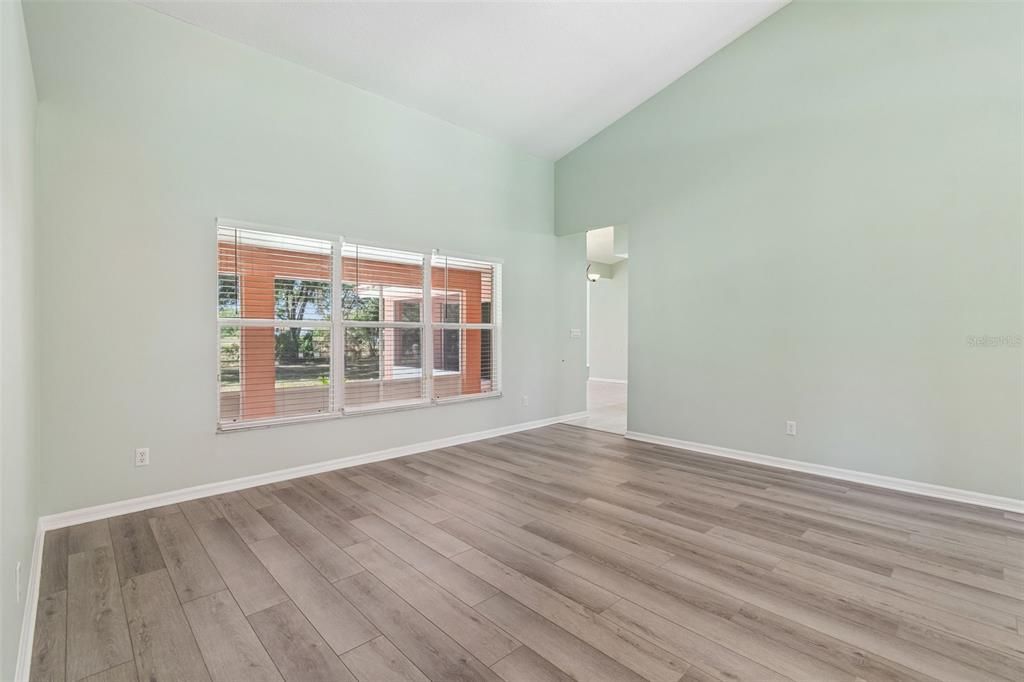 В аренду: $2,800 (4 спален, 3 ванн, 2235 Квадратных фут)