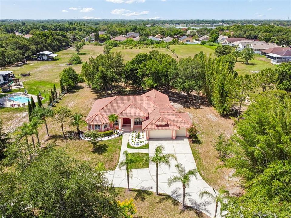 В аренду: $2,800 (4 спален, 3 ванн, 2235 Квадратных фут)