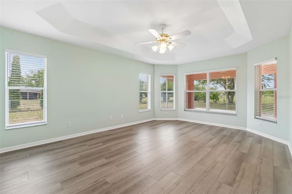 В аренду: $2,800 (4 спален, 3 ванн, 2235 Квадратных фут)