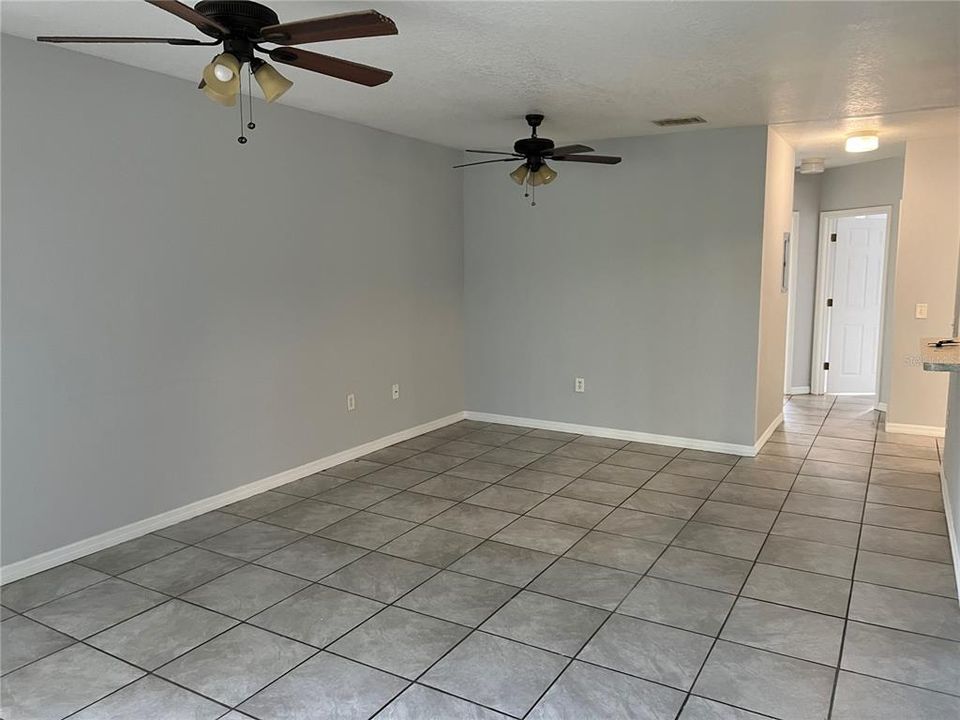 For Rent: $2,629 (3 beds, 2 baths, 1151 Square Feet)
