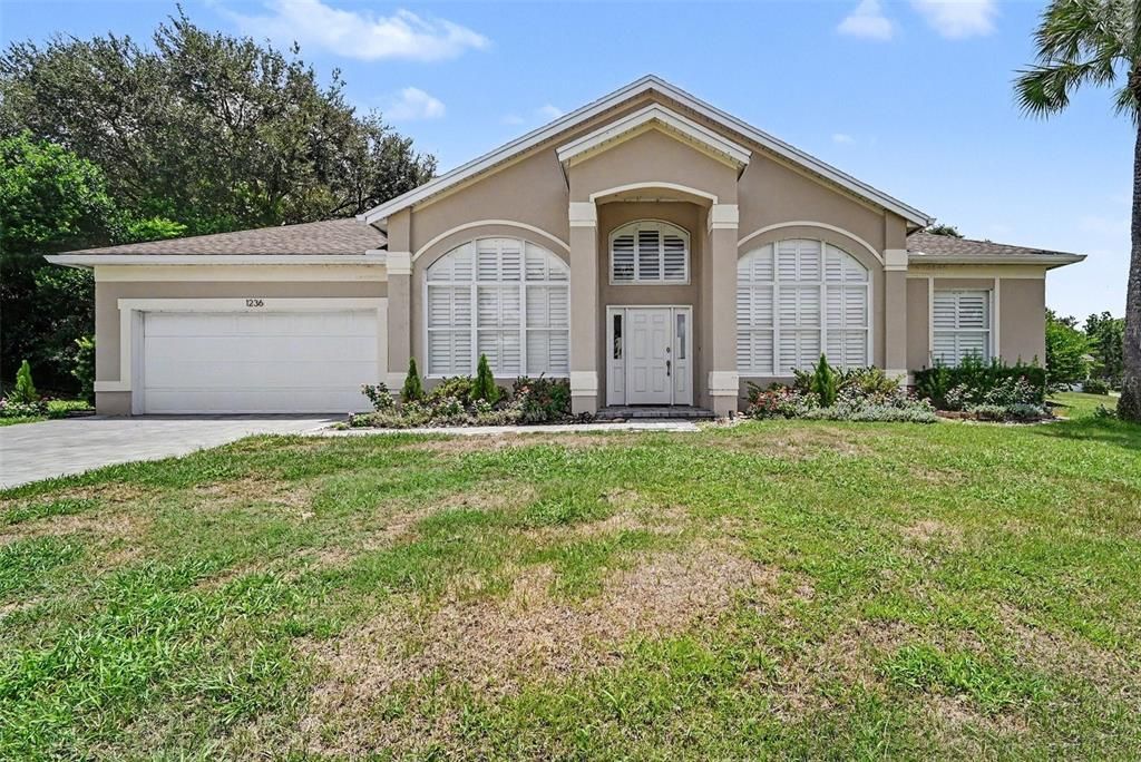 For Sale: $579,000 (4 beds, 3 baths, 2460 Square Feet)
