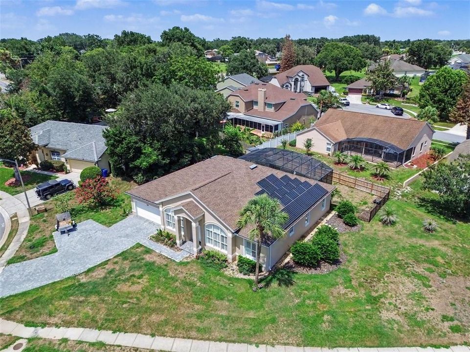 For Sale: $579,000 (4 beds, 3 baths, 2460 Square Feet)