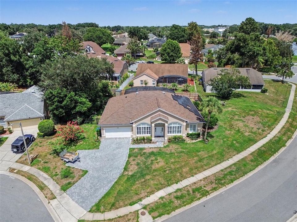 For Sale: $579,000 (4 beds, 3 baths, 2460 Square Feet)