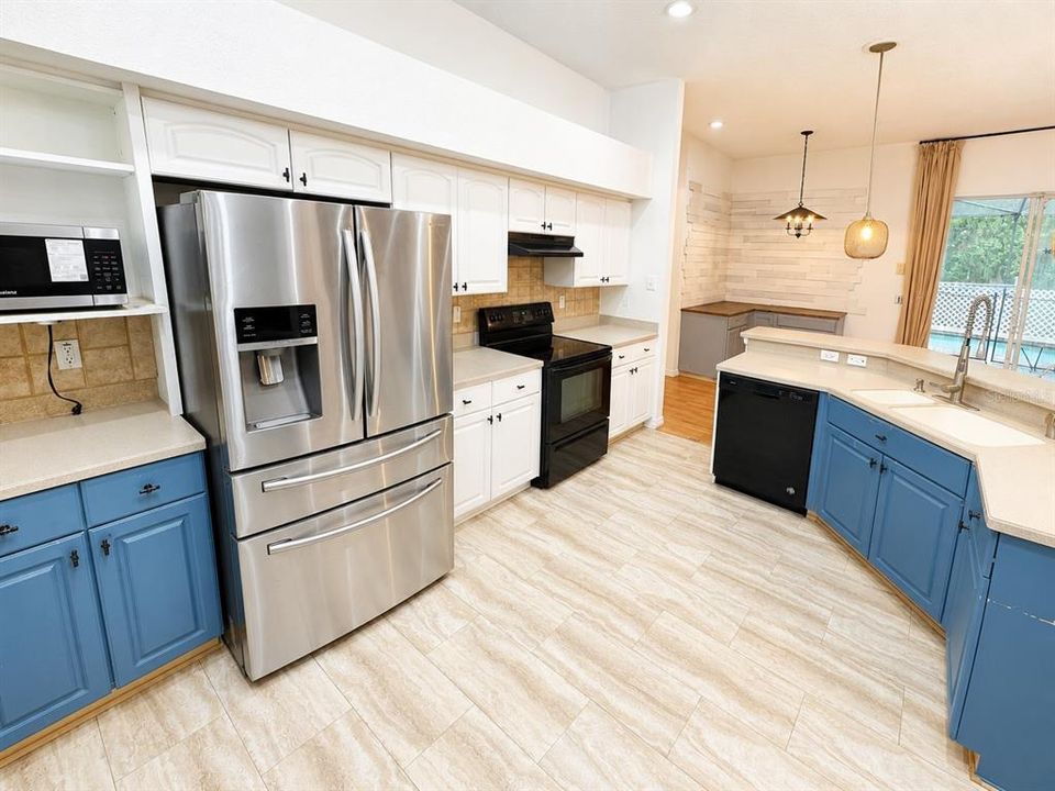 En Venta: $410,000 (3 camas, 2 baños, 1699 Pies cuadrados)