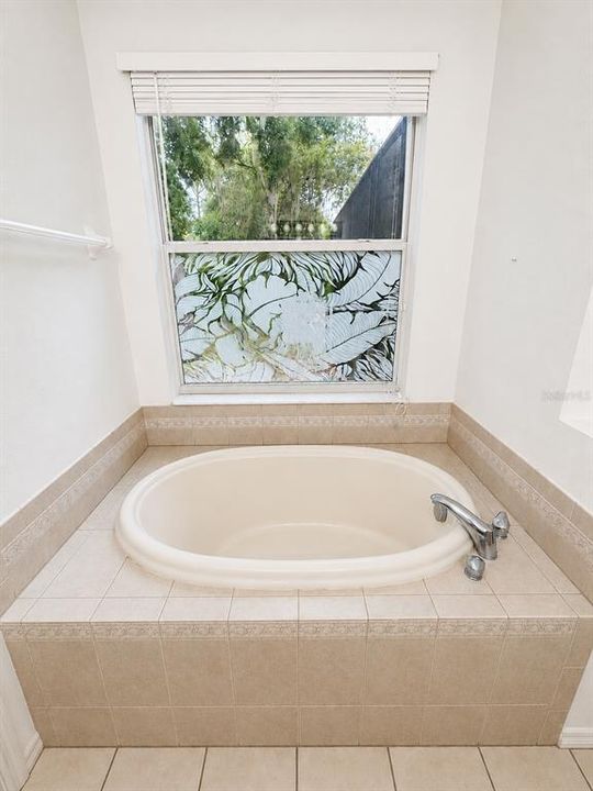 En Venta: $410,000 (3 camas, 2 baños, 1699 Pies cuadrados)