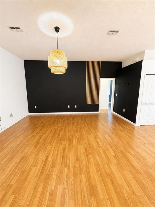 En Venta: $410,000 (3 camas, 2 baños, 1699 Pies cuadrados)