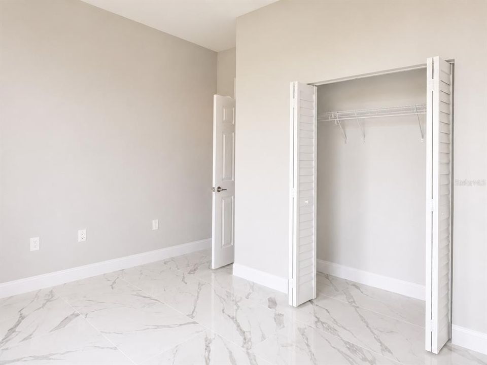 For Sale: $310,000 (3 beds, 2 baths, 1597 Square Feet)