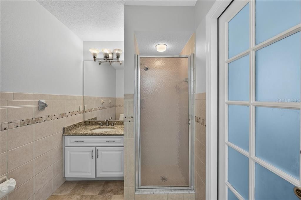 En Venta: $615,000 (3 camas, 3 baños, 2538 Pies cuadrados)