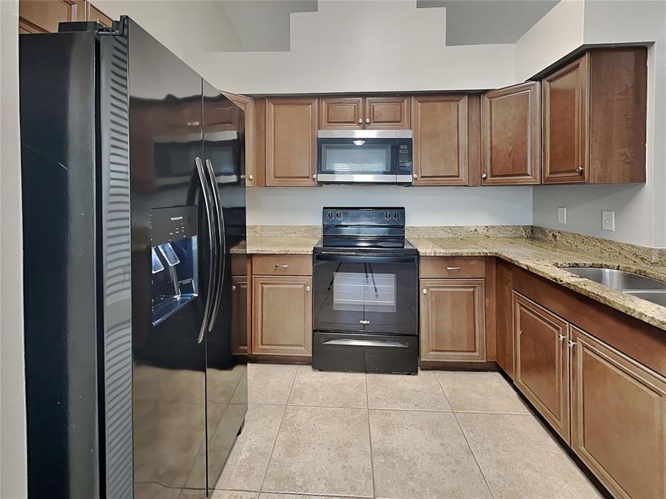 В аренду: $2,299 (3 спален, 2 ванн, 1345 Квадратных фут)