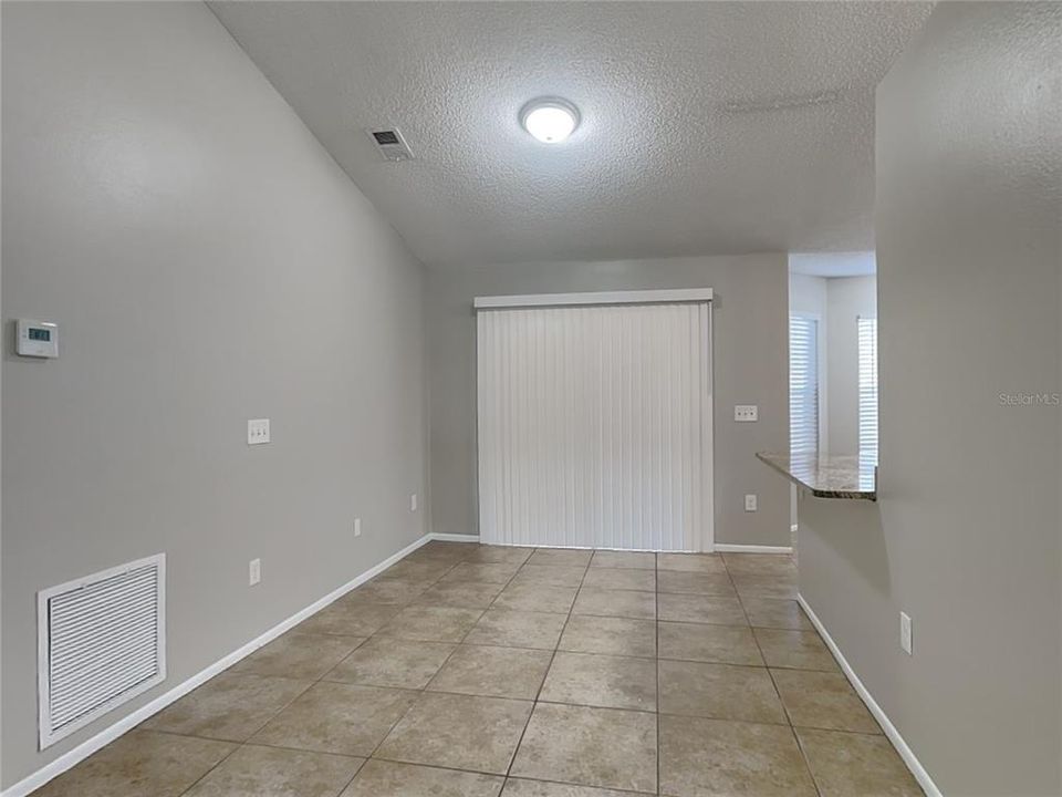 В аренду: $2,299 (3 спален, 2 ванн, 1345 Квадратных фут)