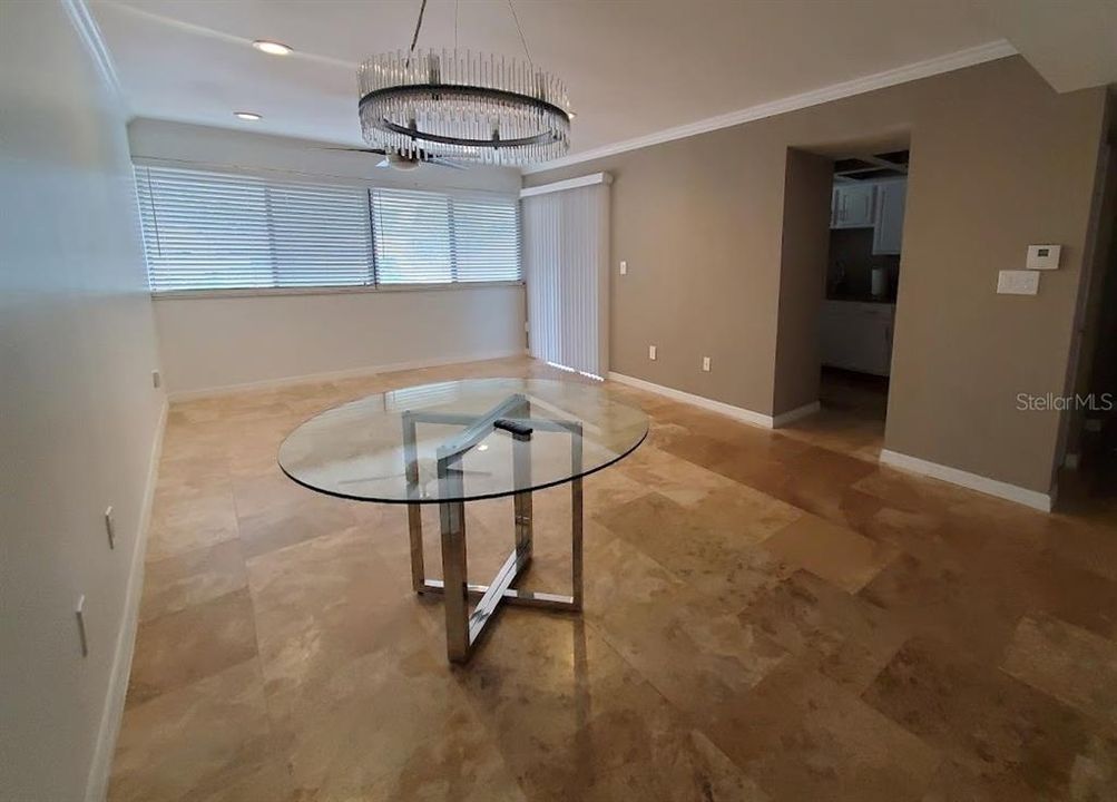 Activo con contrato: $1,395 (1 camas, 1 baños, 675 Pies cuadrados)