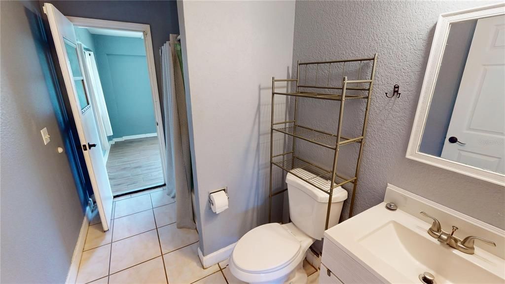 На продажу: $329,000 (4 спален, 2 ванн, 2275 Квадратных фут)
