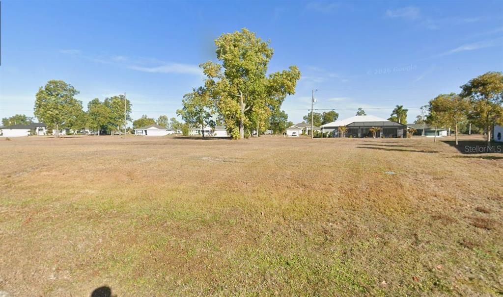 待售: $47,000 (0.22 acres)
