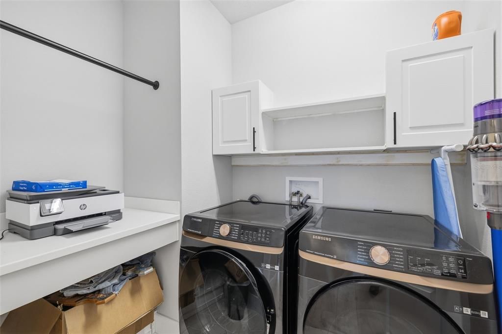 En Venta: $995,000 (3 camas, 3 baños, 2276 Pies cuadrados)