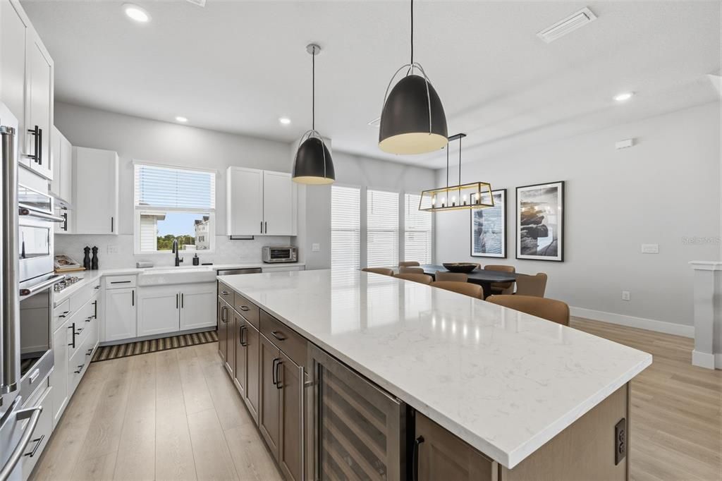 En Venta: $995,000 (3 camas, 3 baños, 2276 Pies cuadrados)