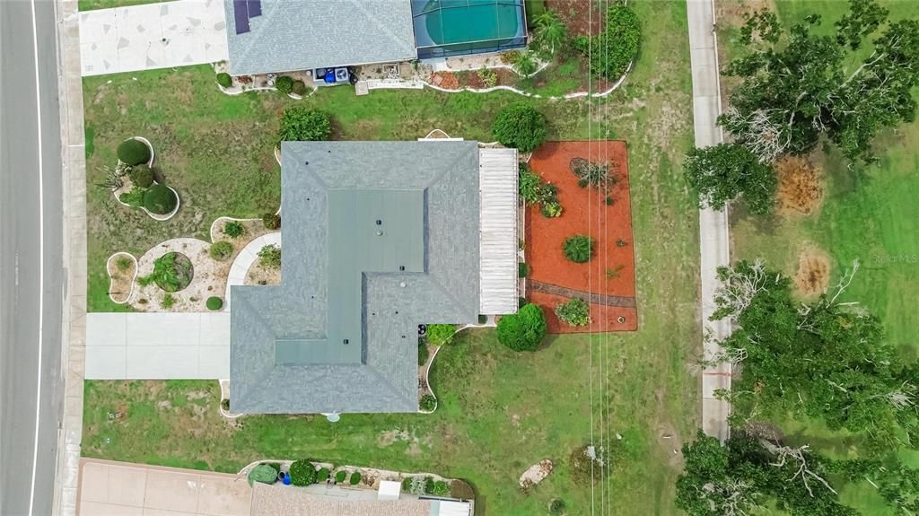 For Sale: $289,900 (2 beds, 2 baths, 1680 Square Feet)