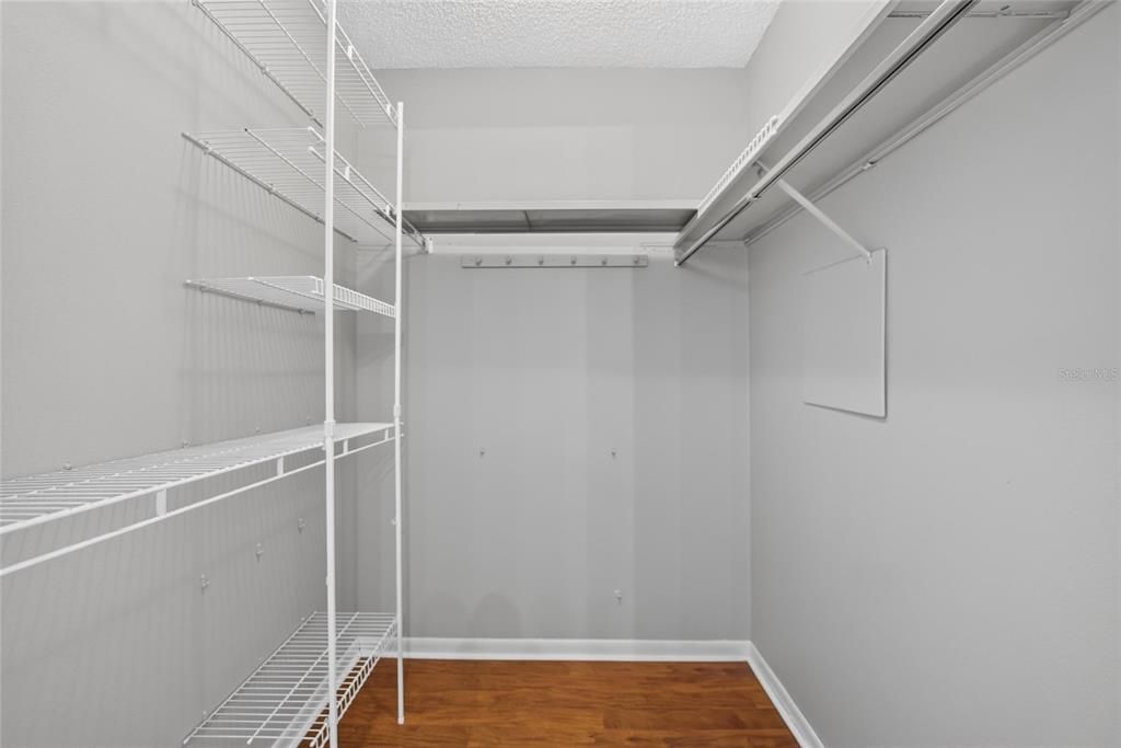 For Sale: $289,900 (2 beds, 2 baths, 1680 Square Feet)