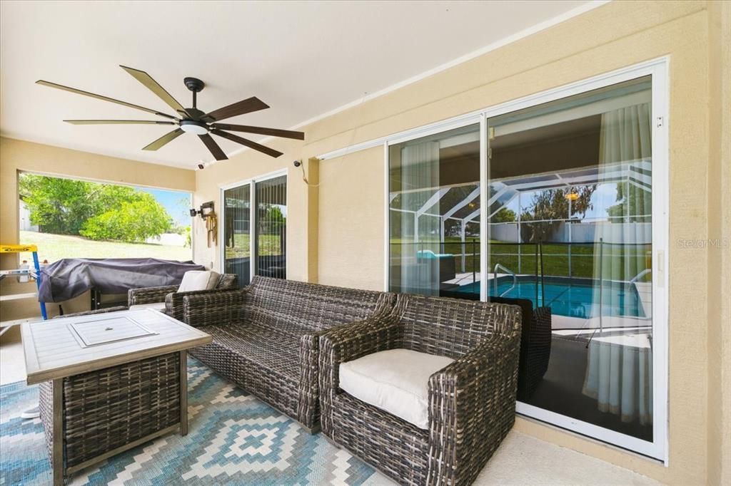 Active With Contract: $372,000 (3 beds, 2 baths, 1779 Square Feet)