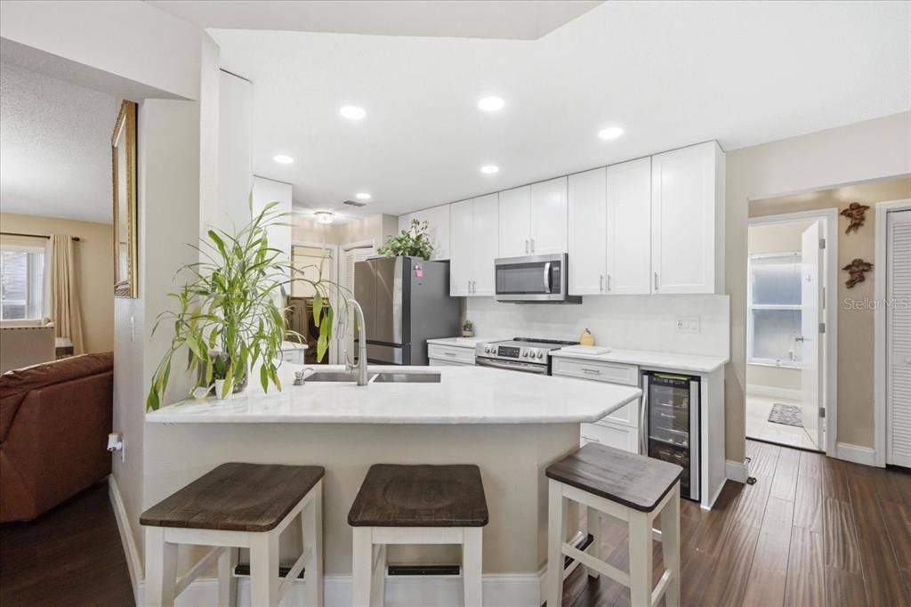 Active With Contract: $372,000 (3 beds, 2 baths, 1779 Square Feet)
