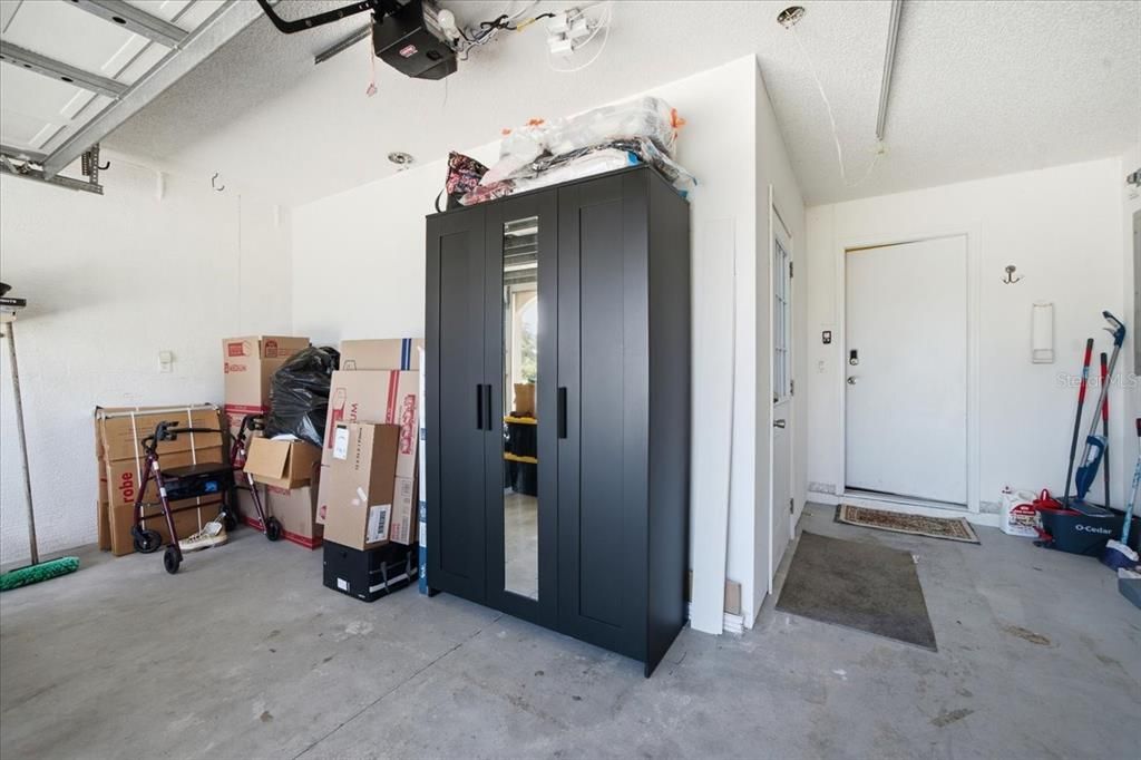 Active With Contract: $372,000 (3 beds, 2 baths, 1779 Square Feet)