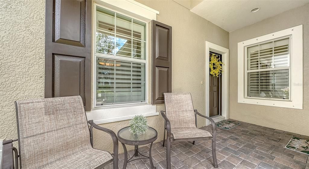 For Sale: $390,000 (2 beds, 2 baths, 1577 Square Feet)