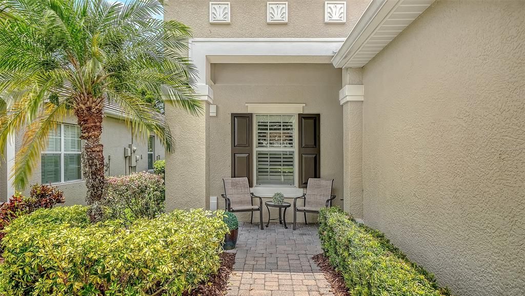 For Sale: $390,000 (2 beds, 2 baths, 1577 Square Feet)