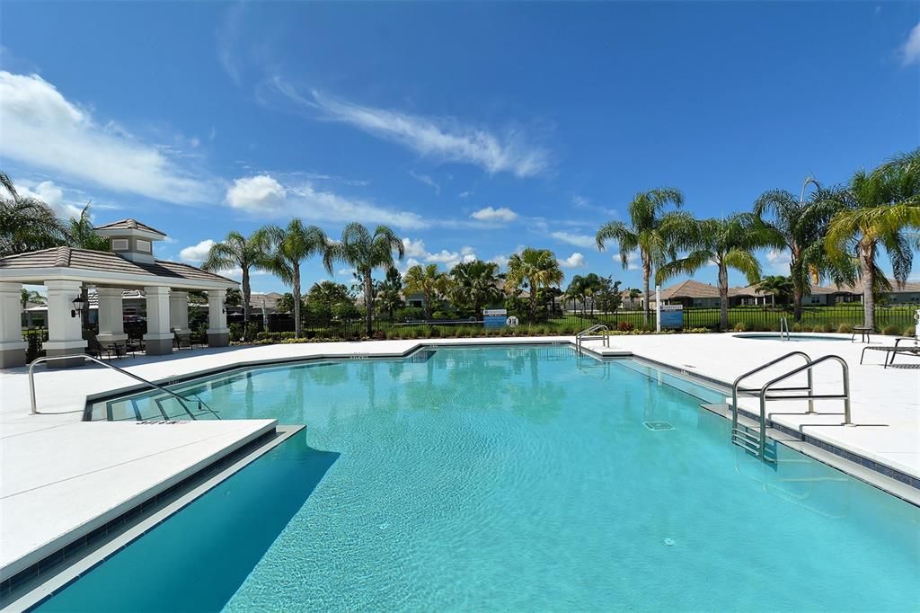 For Sale: $390,000 (2 beds, 2 baths, 1577 Square Feet)