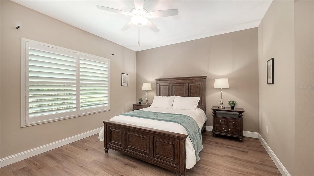 For Sale: $390,000 (2 beds, 2 baths, 1577 Square Feet)