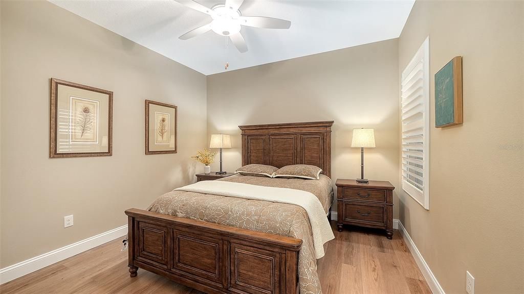 For Sale: $390,000 (2 beds, 2 baths, 1577 Square Feet)