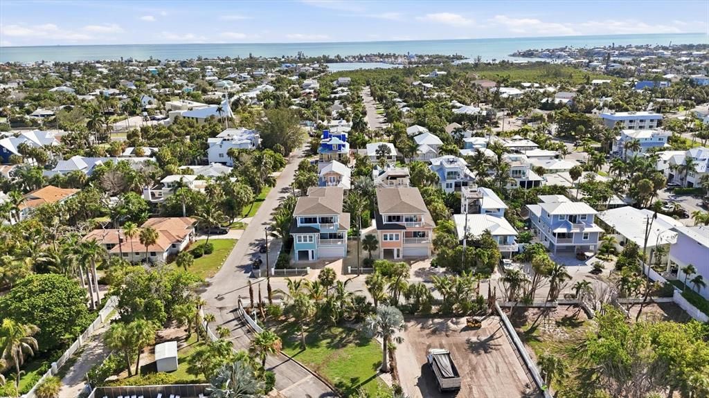For Rent: $20,000 (3 beds, 3 baths, 3054 Square Feet)