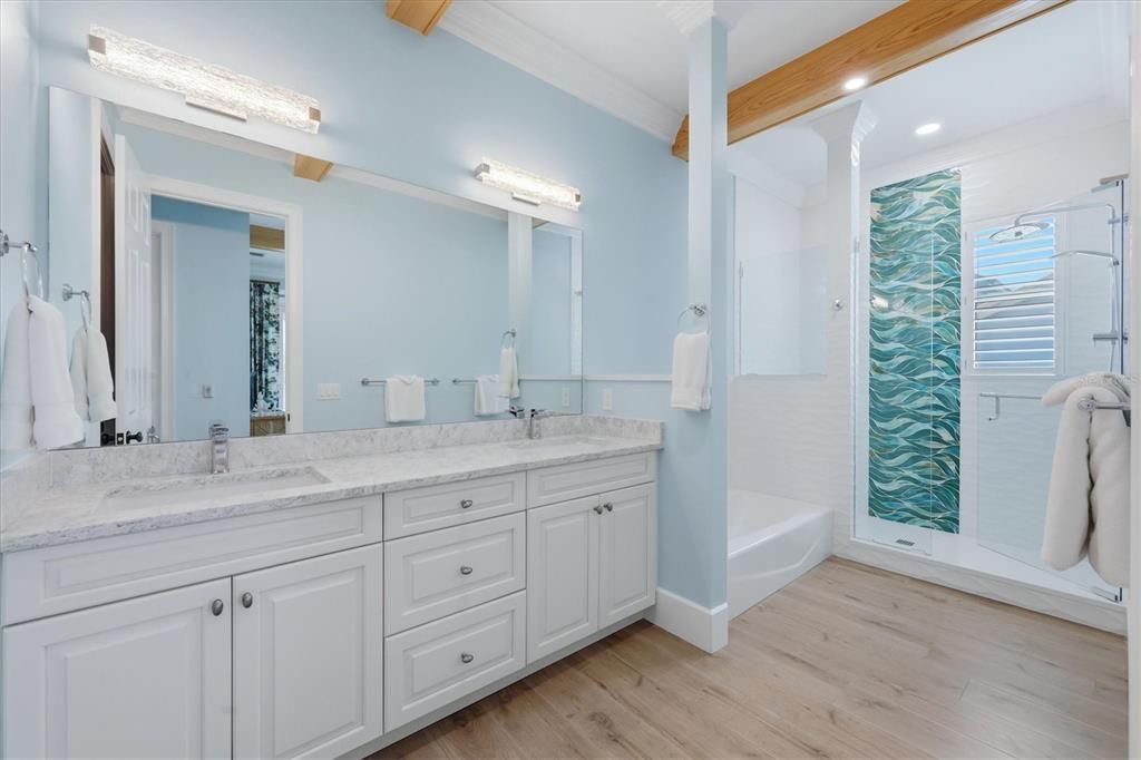 For Rent: $20,000 (3 beds, 3 baths, 3054 Square Feet)